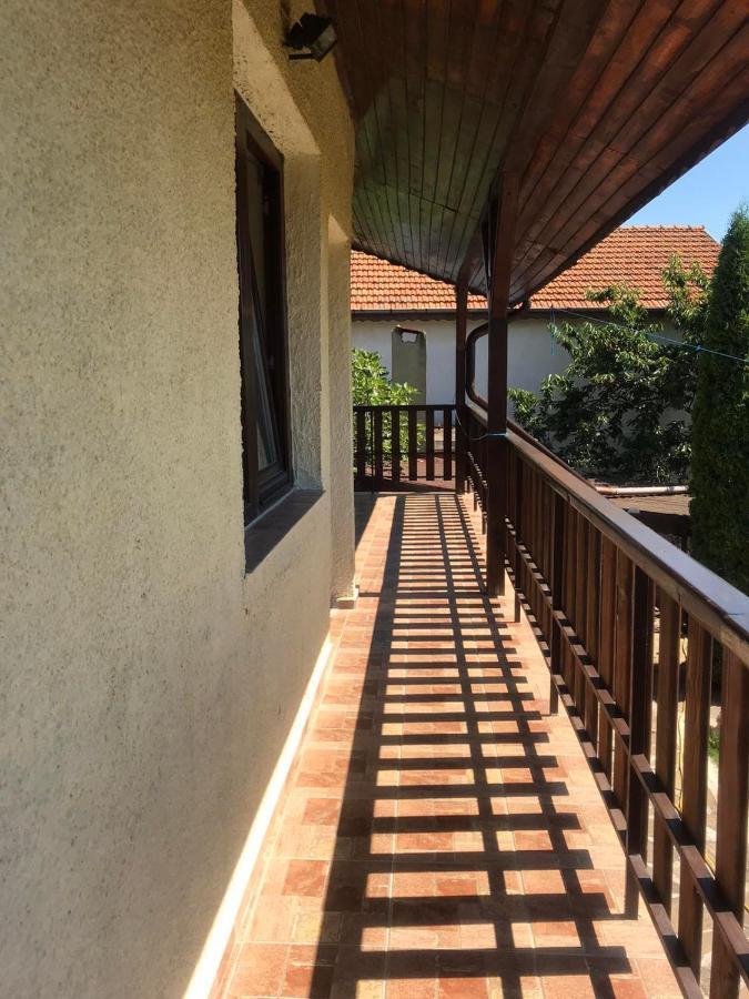 Villa Sunset Hause Warna Exterior foto